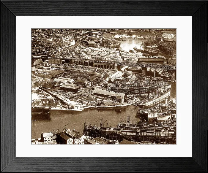 Framed Print : Panorama of Sunderland, Victorian period Framed Print : Panorama of Sunderland, Victorian period