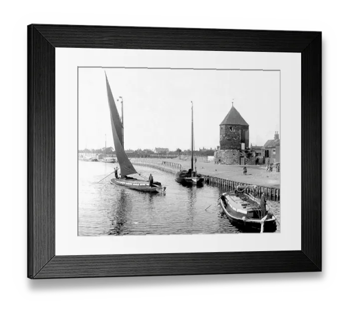 Framed Print : Great Yarmouth, Victorian period Framed Print : Great Yarmouth, Victorian period