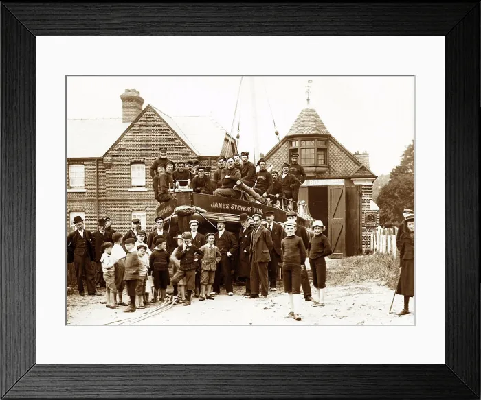 Framed Print : Walton on the Naze Lifeboat, early 1900s Framed Print : Walton on the Naze Lifeboat, early 1900s
