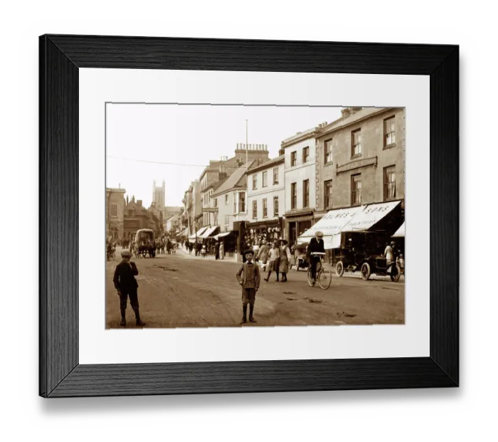 Framed Print : High Street, Andover, early 1900s Framed Print : High Street, Andover, early 1900s