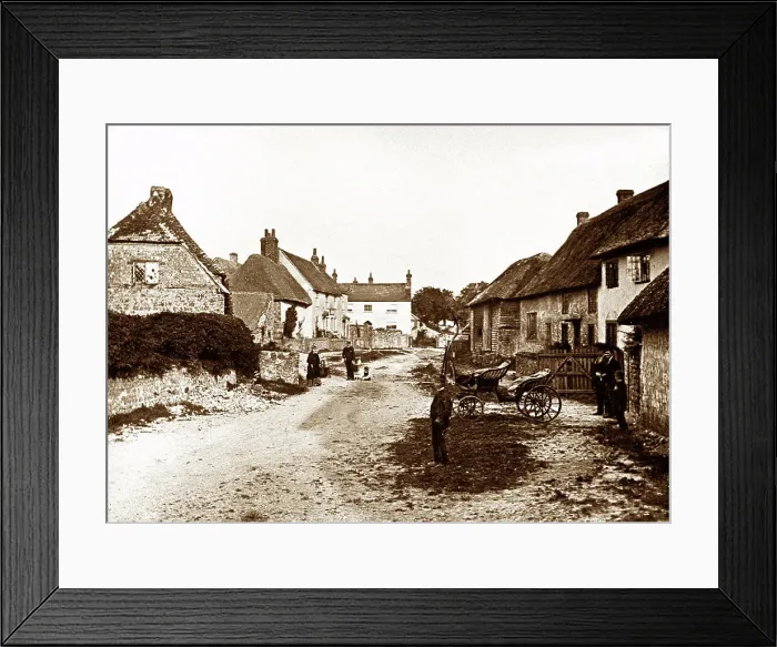 Framed Print : Amberley Village, Victorian period Framed Print : Amberley Village, Victorian period