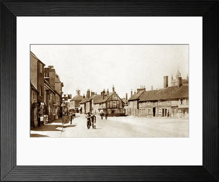 Framed Print : The Broadway, Amersham, early 1900s Framed Print : The Broadway, Amersham, early 1900s