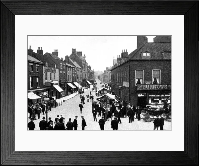 Framed Print : Gainsborough Market Place early 1900s Framed Print : Gainsborough Market Place early 1900s