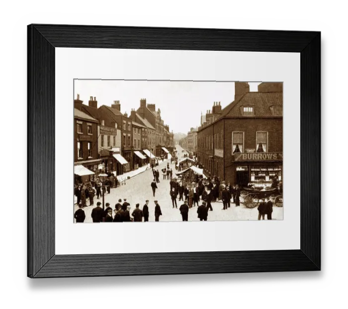 Framed Print : Market Place, Gainsborough, early 1900s Framed Print : Market Place, Gainsborough, early 1900s