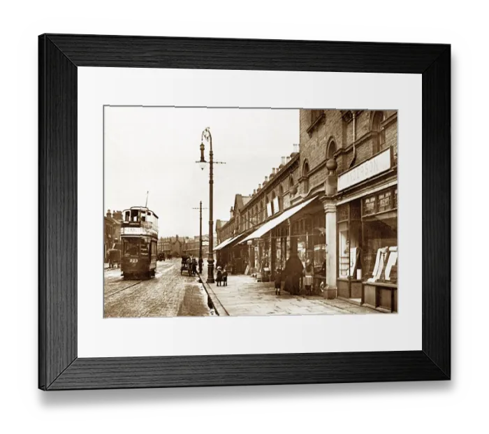 Framed Print : Gordon Terrace, Saltaire, early 1900s Framed Print : Gordon Terrace, Saltaire, early 1900s