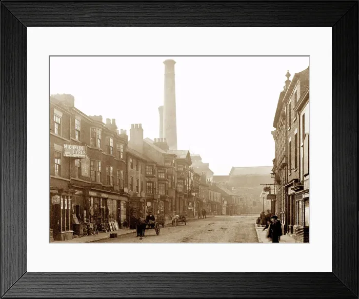 Framed Print : Bridge Street, Tadcaster, early 1900s Framed Print : Bridge Street, Tadcaster, early 1900s