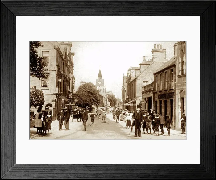Framed Print : Nairn High Street, early 1900s Framed Print : Nairn High Street, early 1900s