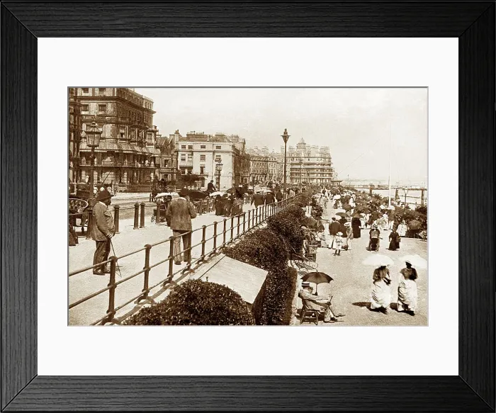 Framed Print : Eastbourne Esplanade, early 1900s Framed Print : Eastbourne Esplanade, early 1900s
