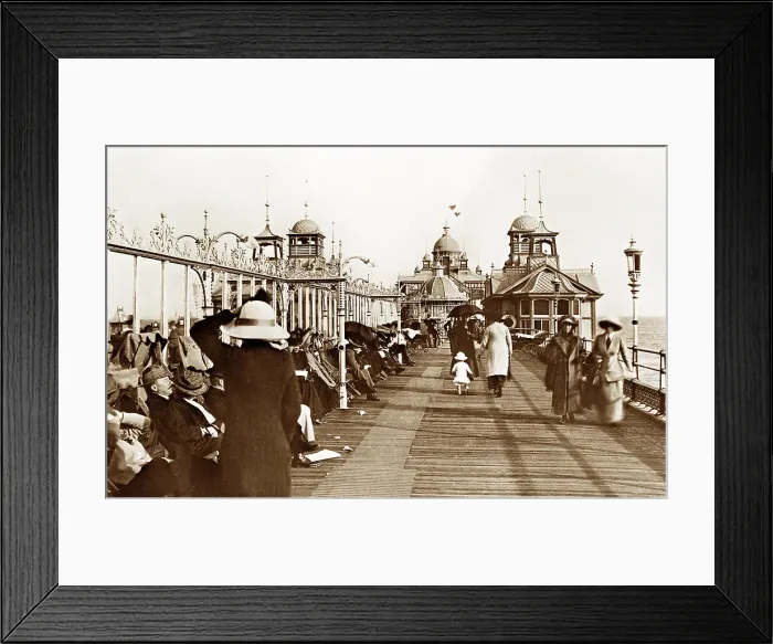 Framed Print : Eastbourne Pier, early 1900s Framed Print : Eastbourne Pier, early 1900s