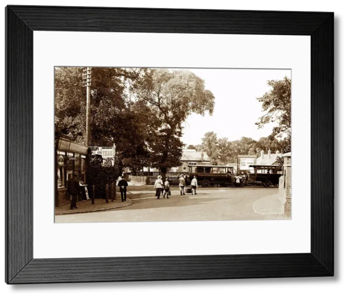 Framed Print : Hadleigh, Essex, early 1900s Framed Print : Hadleigh, Essex, early 1900s