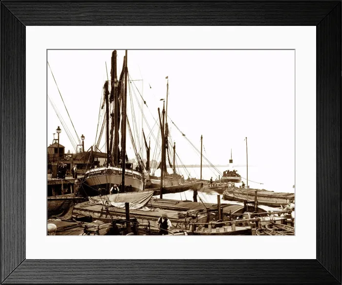 Framed Print : Keadby Docks, early 1900s Framed Print : Keadby Docks, early 1900s