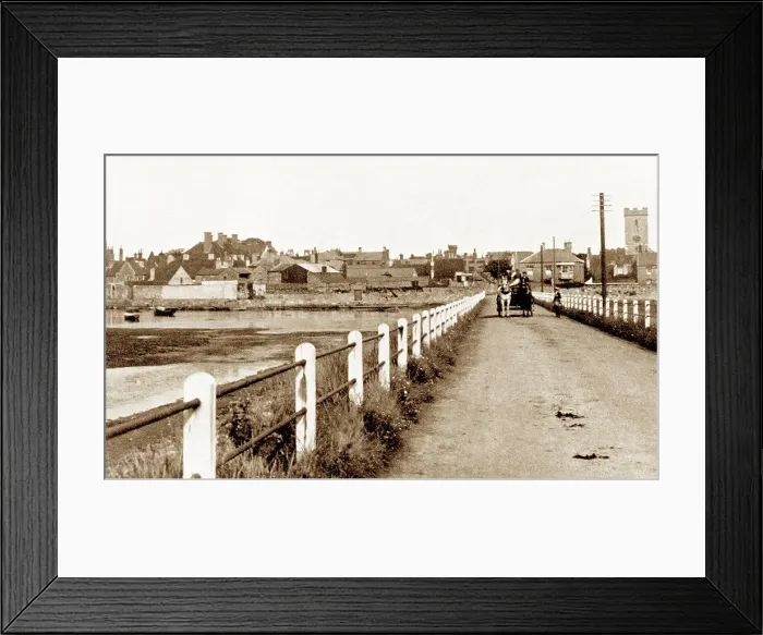 Framed Print : Yarmouth, Isle of Wight, early 1900s Framed Print : Yarmouth, Isle of Wight, early 1900s