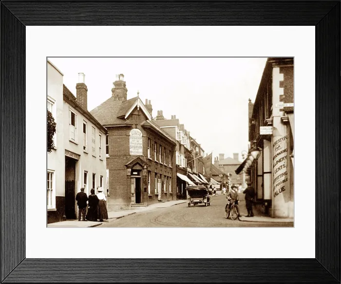 Framed Print : High Street, Leatherhead, early 1900s Framed Print : High Street, Leatherhead, early 1900s