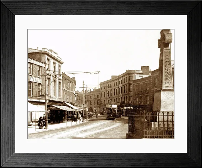 Framed Print : Fore Street, Taunton, early 1900s Framed Print : Fore Street, Taunton, early 1900s