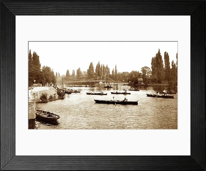 Framed Print : Teddington Lock, early 1900s Framed Print : Teddington Lock, early 1900s