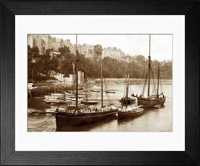 Framed Print : Tenby Harbour, early 1900s Framed Print : Tenby Harbour, early 1900s