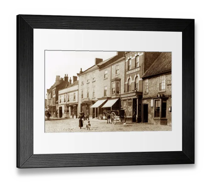 Framed Print : Market Place, Thirsk, early 1900s Framed Print : Market Place, Thirsk, early 1900s