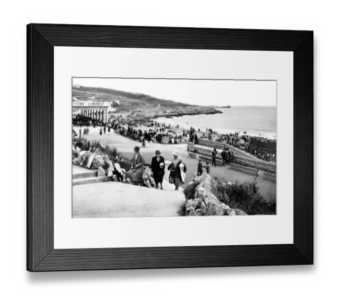 Framed Print : Barry Island Nell's Point probably 1920s Framed Print : Barry Island Nell's Point probably 1920s