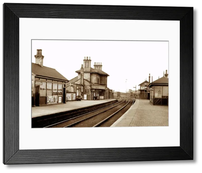 Framed Print : Bawtry Railway Station early 1900s Framed Print : Bawtry Railway Station early 1900s