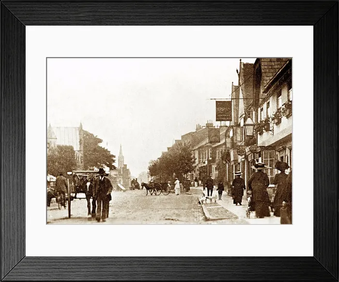 Framed Print : Berkhamsted High Street early 1900s Framed Print : Berkhamsted High Street early 1900s