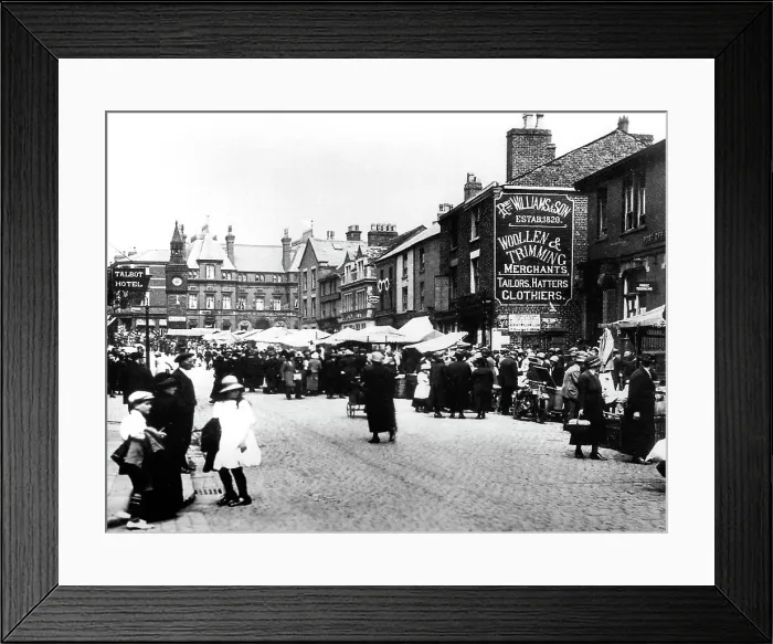 Framed Print : Ormskirk Market Day early 1900s Framed Print : Ormskirk Market Day early 1900s