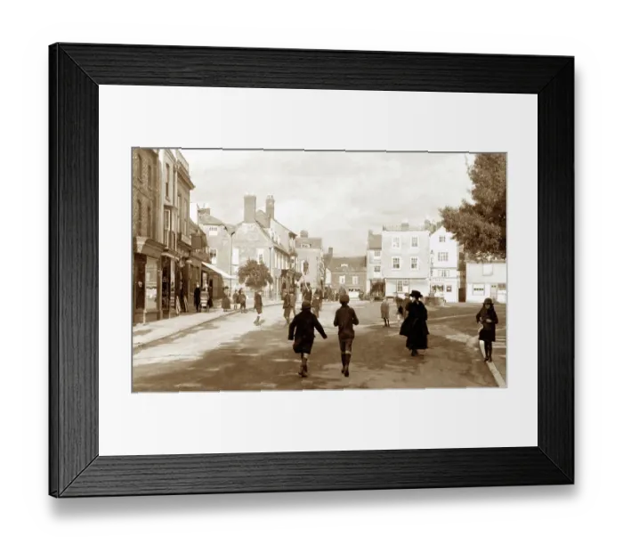 Framed Print : Bicester Market Place early 1900s Framed Print : Bicester Market Place early 1900s