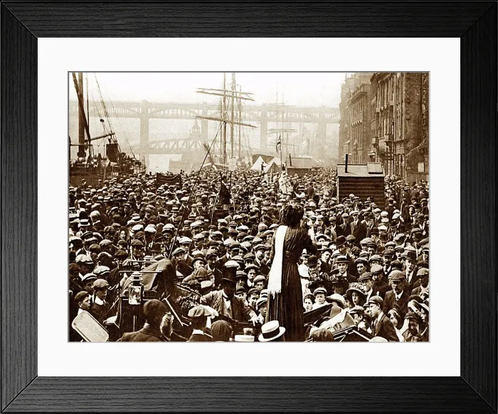 Framed Print : Quayside Market, Newcastle upon Tyne early 1900's Framed Print : Quayside Market, Newcastle upon Tyne early 1900's