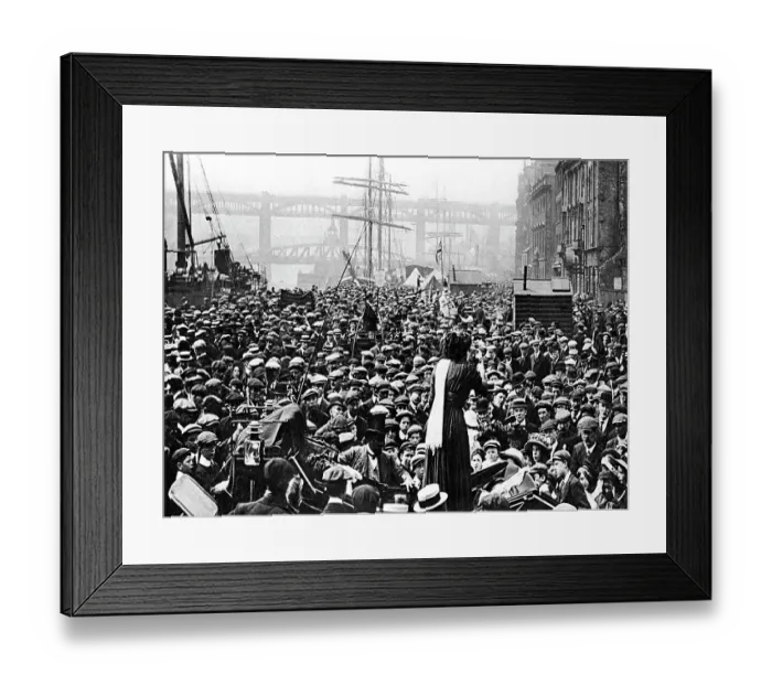 Framed Print : Newcastle-Upon-Tyne Quayside early 1900s Framed Print : Newcastle-Upon-Tyne Quayside early 1900s
