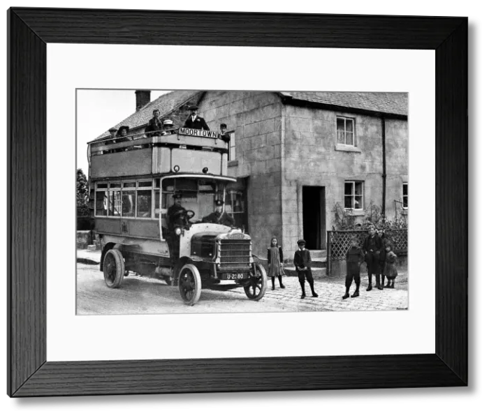 Framed Print : Shadwell Bus Terminus early 1900s Framed Print : Shadwell Bus Terminus early 1900s
