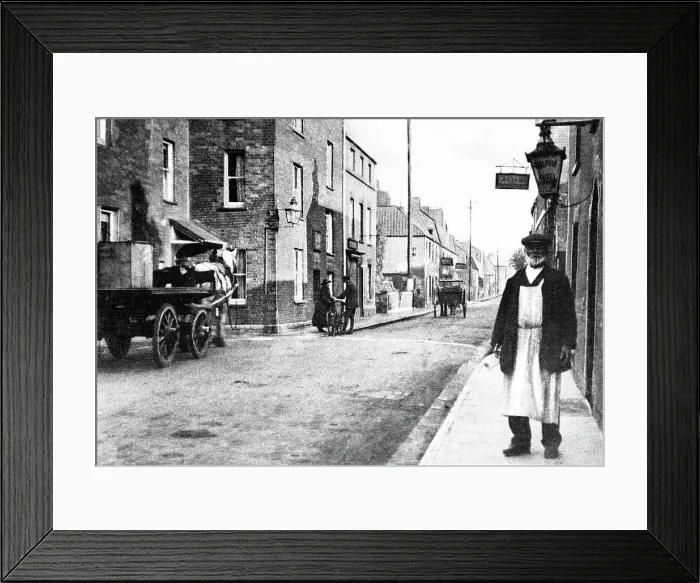 Framed Print : Bow Street, Longport early 1900's Framed Print : Bow Street, Longport early 1900's