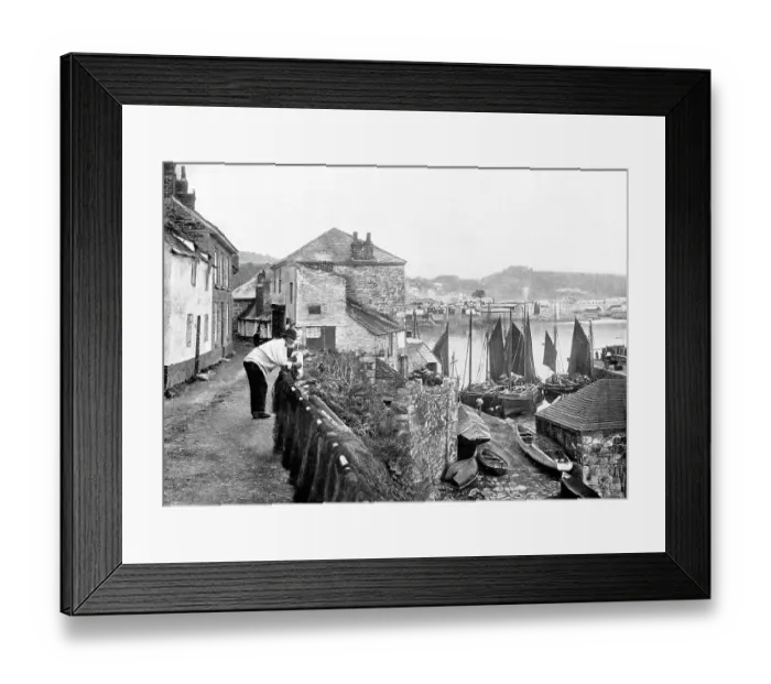 Framed Print : Newlyn Harbour early 1900s Framed Print : Newlyn Harbour early 1900s