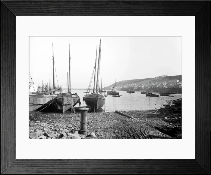 Framed Print : Newlyn Harbour early 1900s Framed Print : Newlyn Harbour early 1900s
