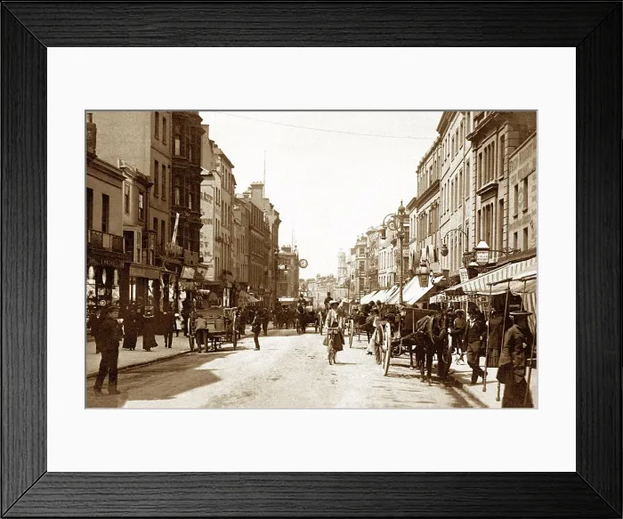 Framed Print : Cheltenham High Street early 1900s Framed Print : Cheltenham High Street early 1900s