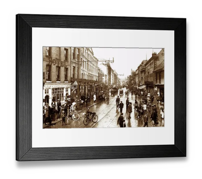 Framed Print : Cheltenham High Street early 1900s Framed Print : Cheltenham High Street early 1900s