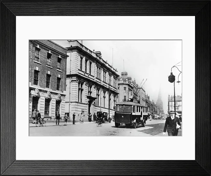 Framed Print : High Street Chesterfield 1930's Framed Print : High Street Chesterfield 1930's
