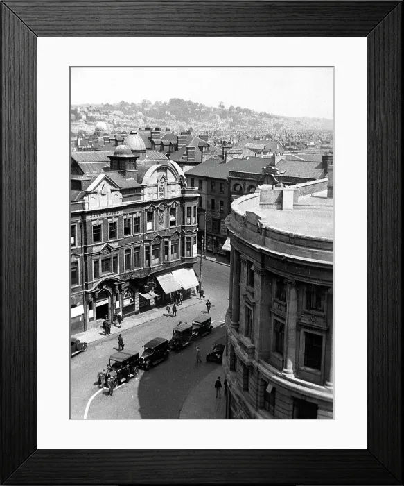 Framed Print : Station Approach Newport, Monmouthshire 1930's Framed Print : Station Approach Newport, Monmouthshire 1930's