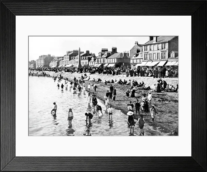 Framed Print : Helensburgh early 1900's Framed Print : Helensburgh early 1900's