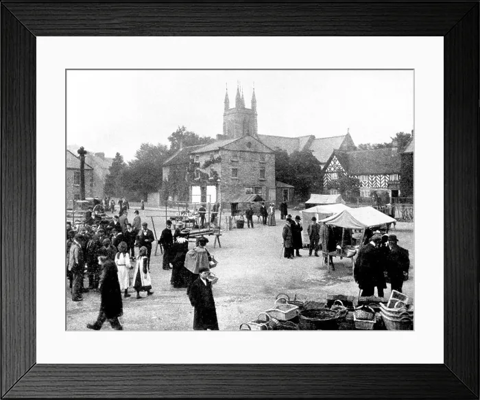 Framed Print : Helmsley Market Day early 1900s Framed Print : Helmsley Market Day early 1900s