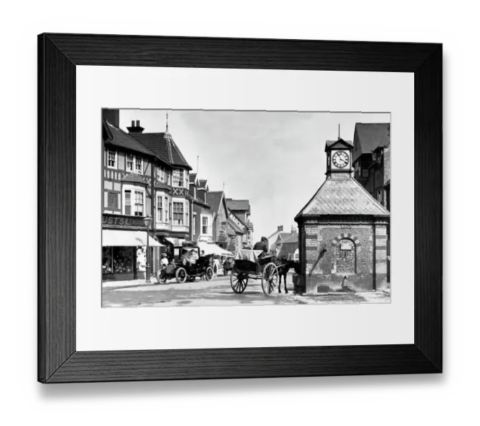Framed Print : Sheringham High Street early 1900s Framed Print : Sheringham High Street early 1900s