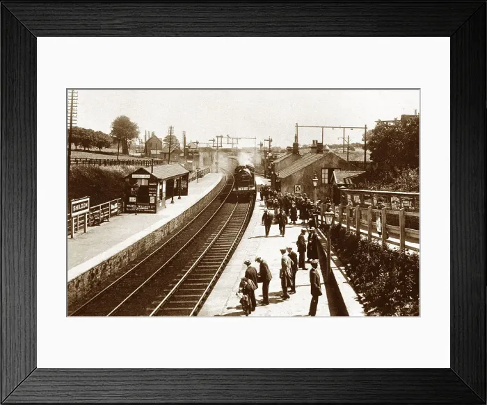 Framed Print : Shildon Railway Station probably 1920s Framed Print : Shildon Railway Station probably 1920s