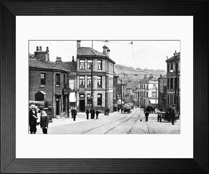 Framed Print : Otley Road, Shipley early 1900's Framed Print : Otley Road, Shipley early 1900's