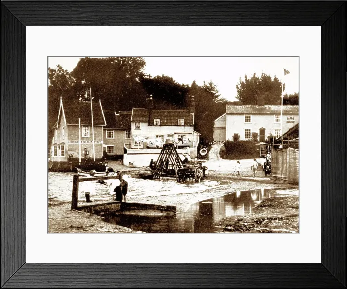 Framed Print : Pin Mill, Ipswich early 1900's Framed Print : Pin Mill, Ipswich early 1900's
