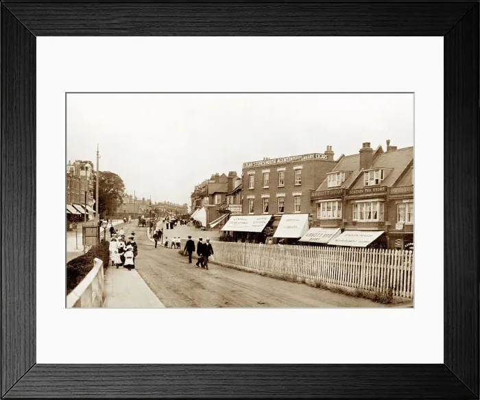 Framed Print : Westcliff on Sea early 1900's Framed Print : Westcliff on Sea early 1900's