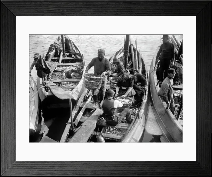 Framed Print : Whitby Fishermen early 1900s Framed Print : Whitby Fishermen early 1900s