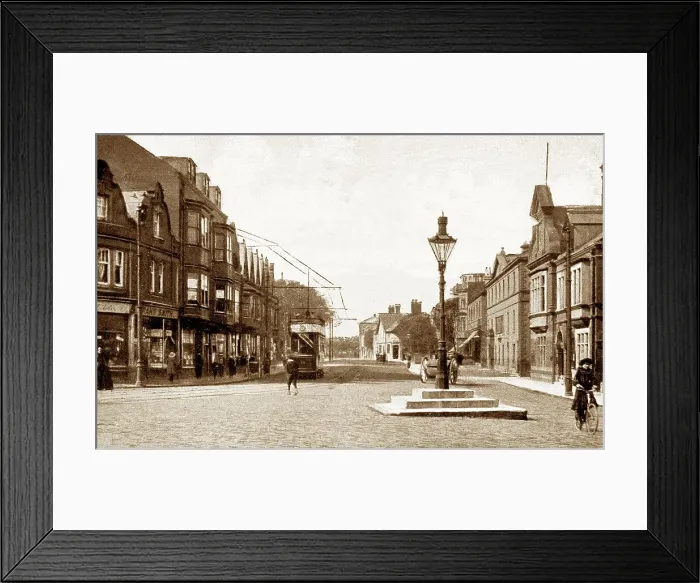 Framed Print : Whitley Road, Whitley Bay early 1900's Framed Print : Whitley Road, Whitley Bay early 1900's