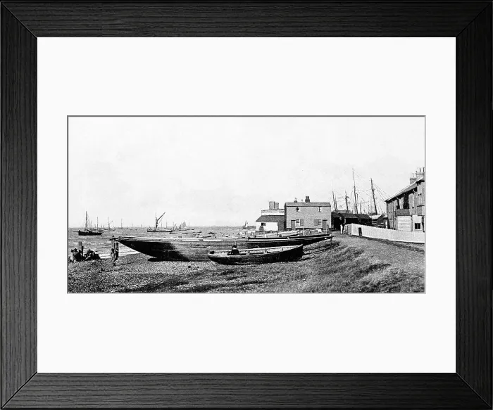 Framed Print : Whitstable West Beach early 1900s Framed Print : Whitstable West Beach early 1900s