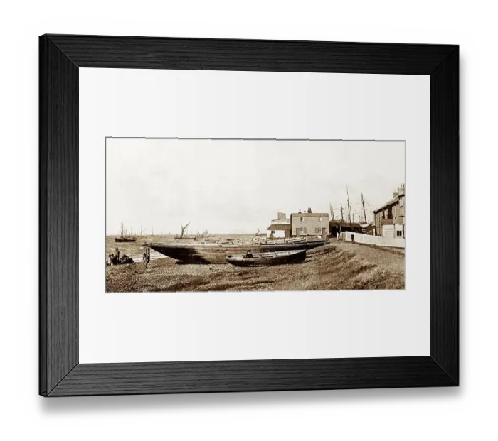 Framed Print : West Beach, Whitstable early 1900's Framed Print : West Beach, Whitstable early 1900's