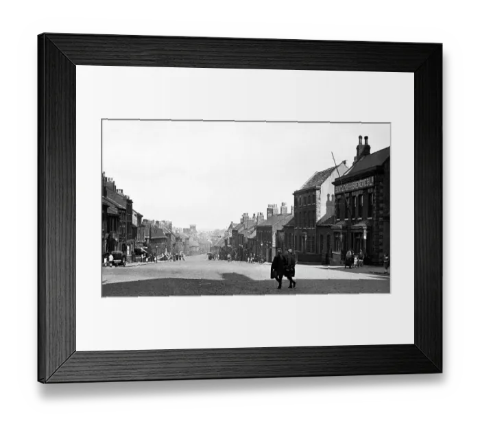 Framed Print : Pontefract Bridge Street early 1900s Framed Print : Pontefract Bridge Street early 1900s