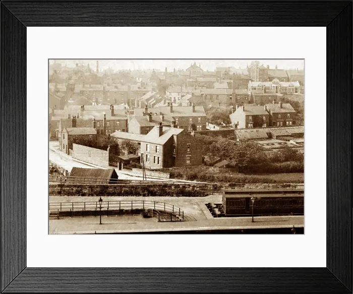 Framed Print : Pontefract from Baghill early 1900s Framed Print : Pontefract from Baghill early 1900s