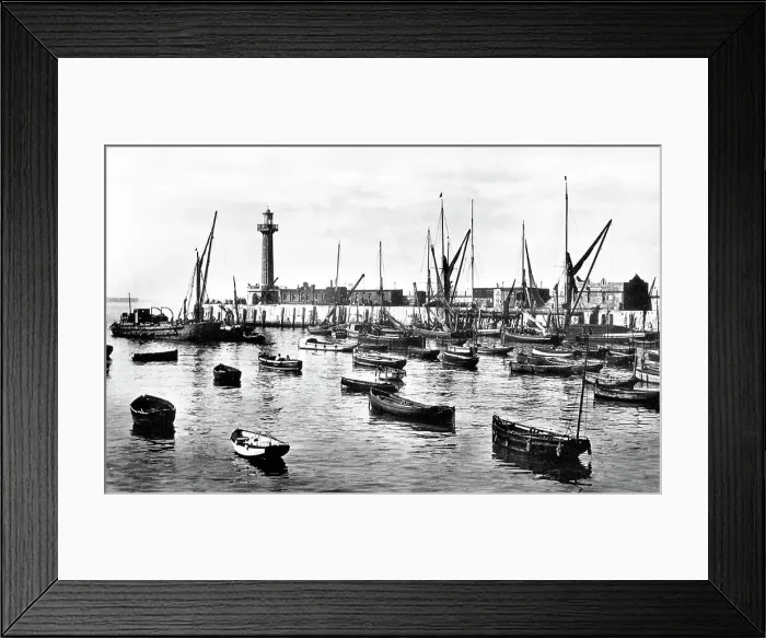 Framed Print : Margate Harbour early 1900s Framed Print : Margate Harbour early 1900s
